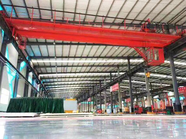 QD型電動(dòng)雙梁橋式起重機(jī)